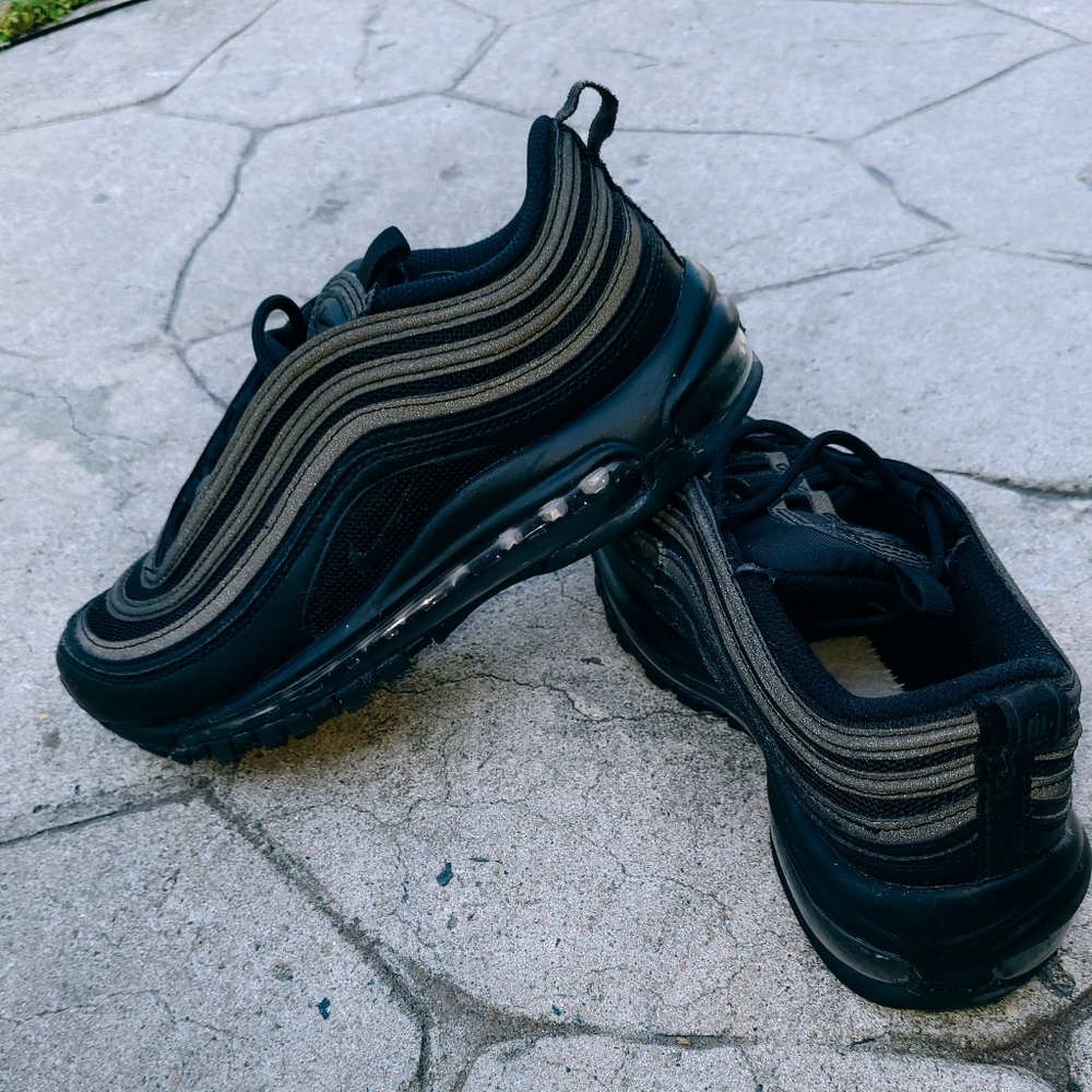 Black Nike Air Max 97